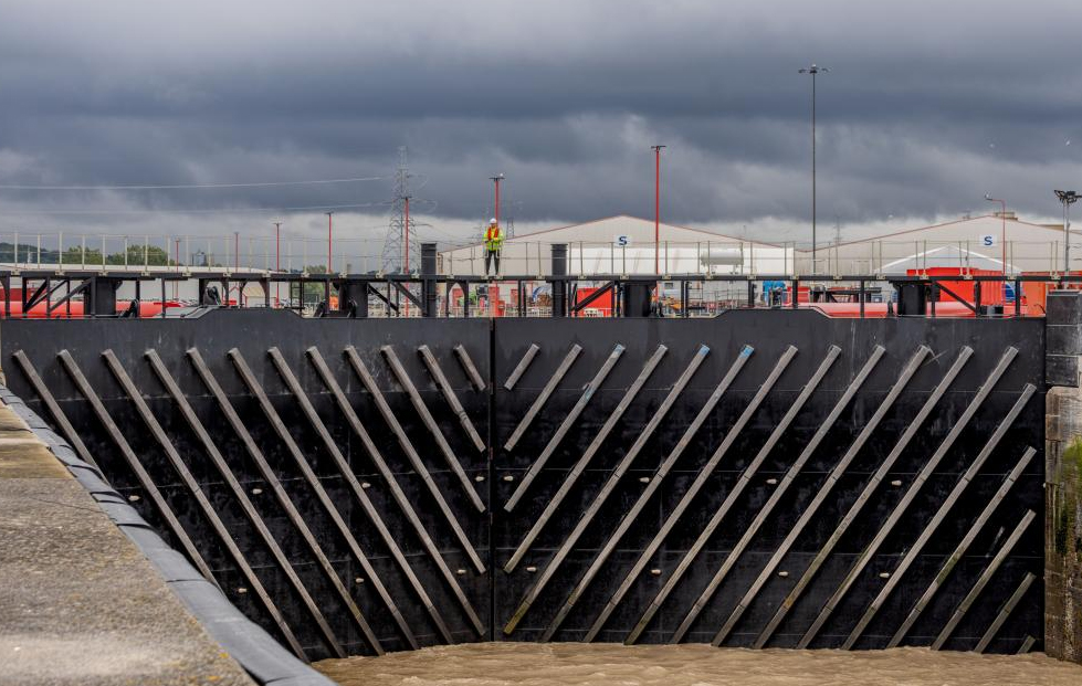 Bristol Port's New Lock Gates